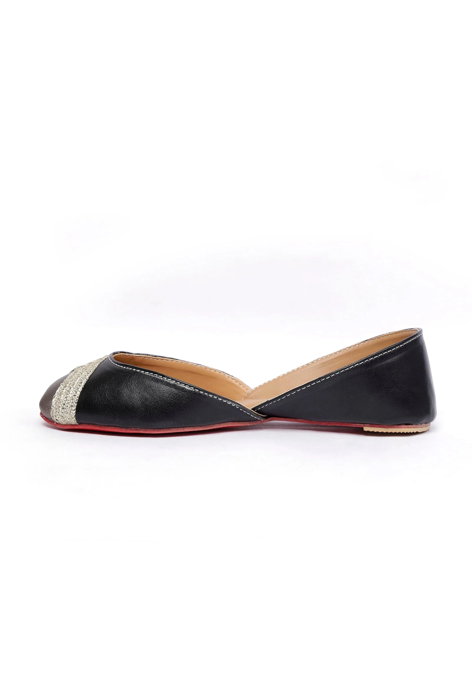 Black Embroidered Cruelty-Free Leather Juttis - Image 4