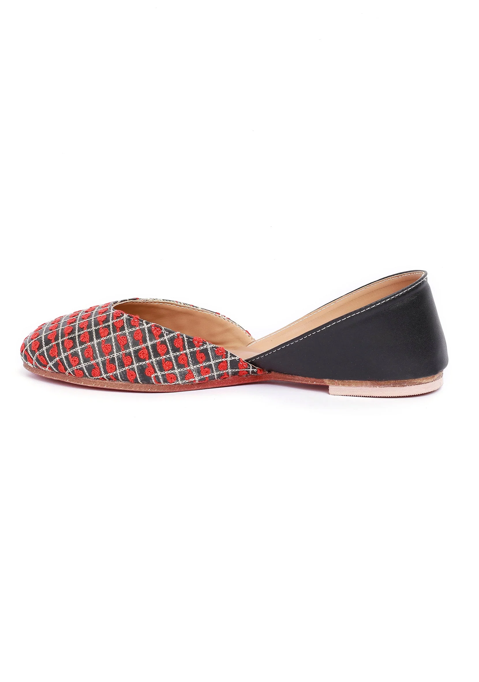 Red and Black Check Tili Aari Embroidery Jutti - Image 3